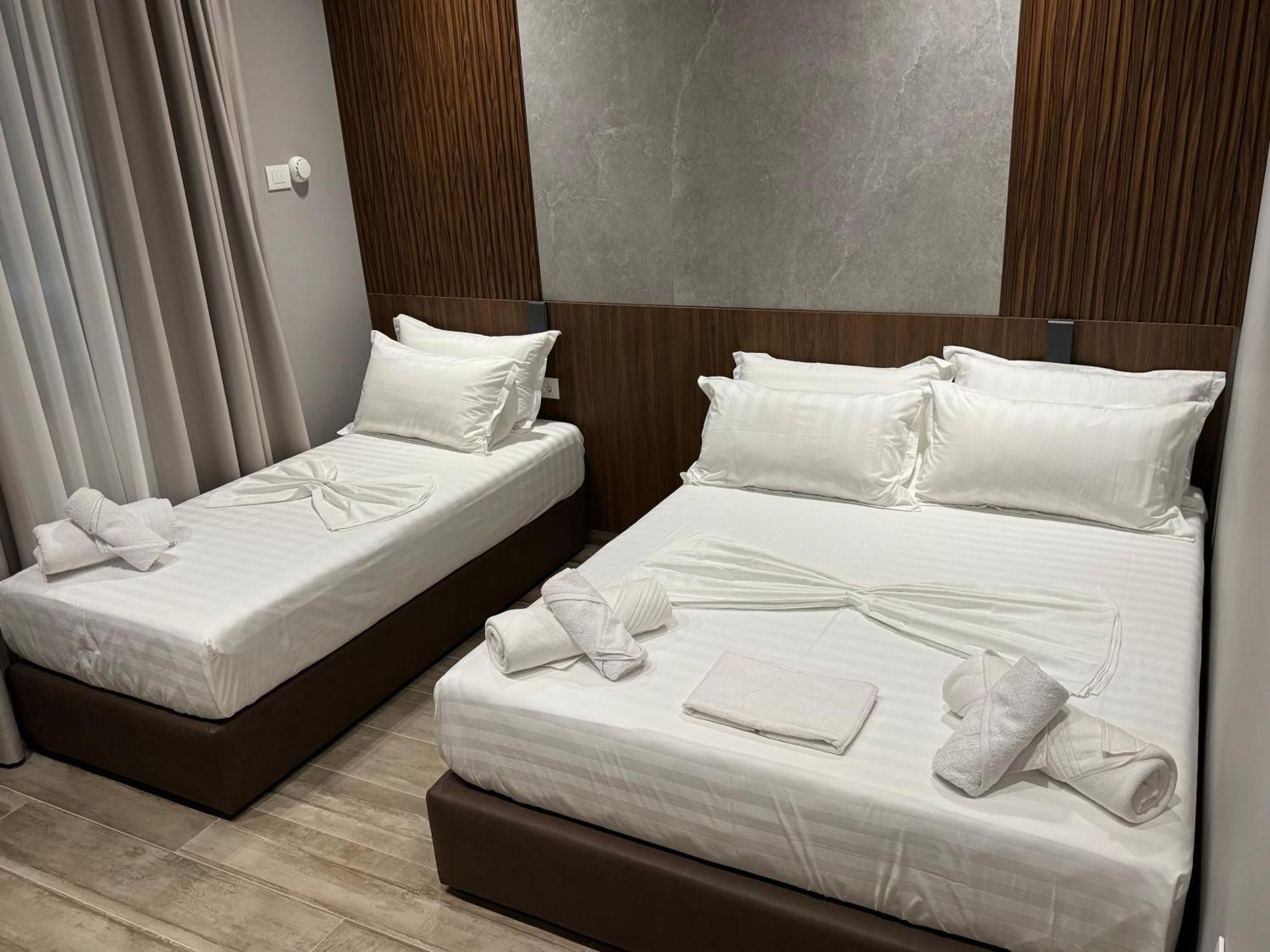 Side Airport Hotel Krujë Eksteriør bilde