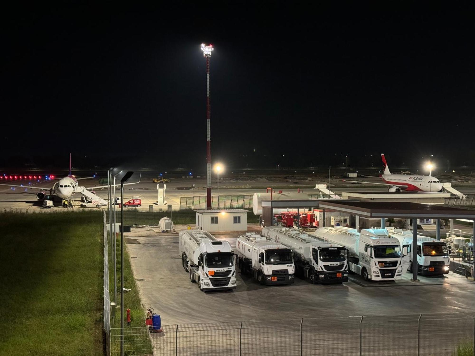 Side Airport Hotel Krujë Eksteriør bilde