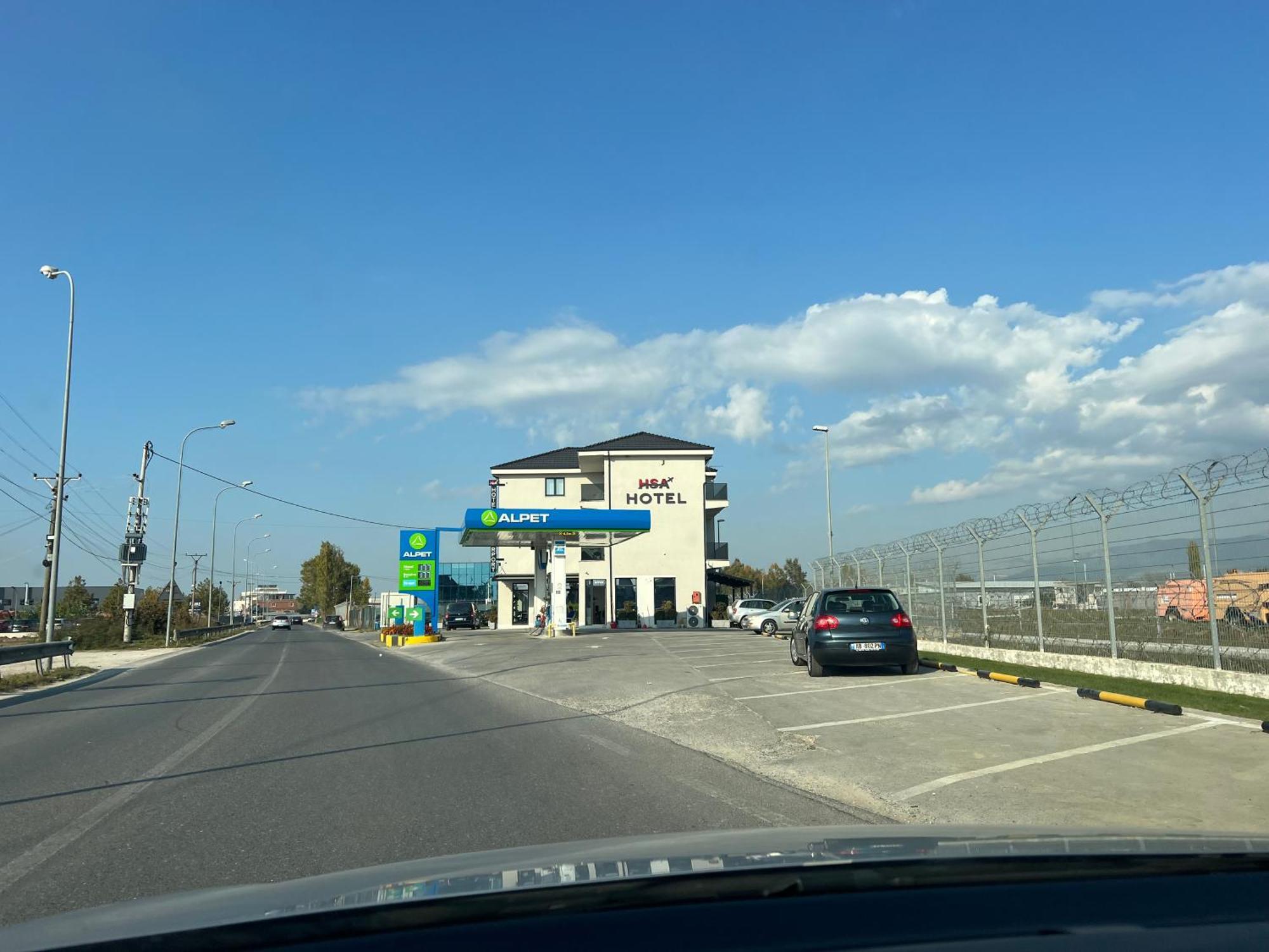 Side Airport Hotel Krujë Eksteriør bilde